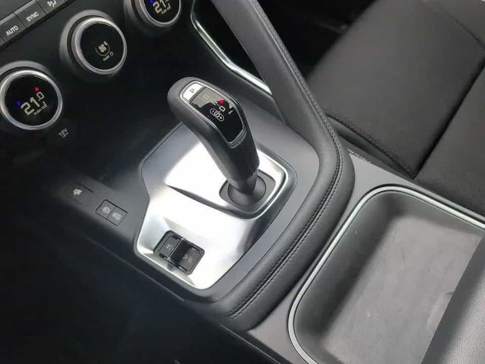 Jaguar E-Pace P250 R-Dynamic AWD 1HD GARANTIE PANO NAV+ 11/2019-photo-13