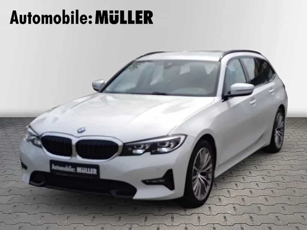 BMW 320 i Sport Line Touring  Aut.  SHZG+TEMPOMAT+NA 01/2020-photo-0