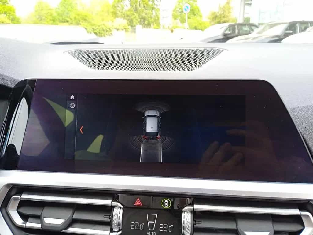 BMW 320 i Sport Line Touring  Aut.  SHZG+TEMPOMAT+NA 01/2020-photo-15