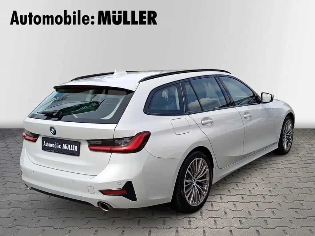 BMW 320 i Sport Line Touring  Aut.  SHZG+TEMPOMAT+NA 01/2020-photo-7