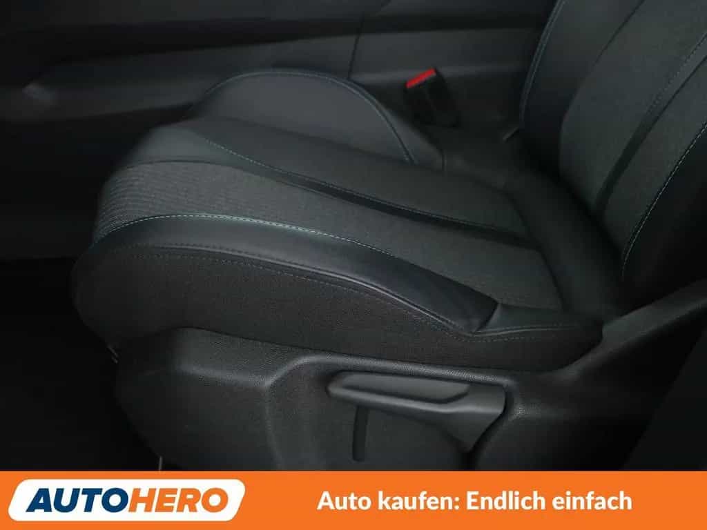 Peugeot 3008 1.2 PureTech Allure Pack Aut.*NAV*TEMP*CAM 07/2023-photo-26