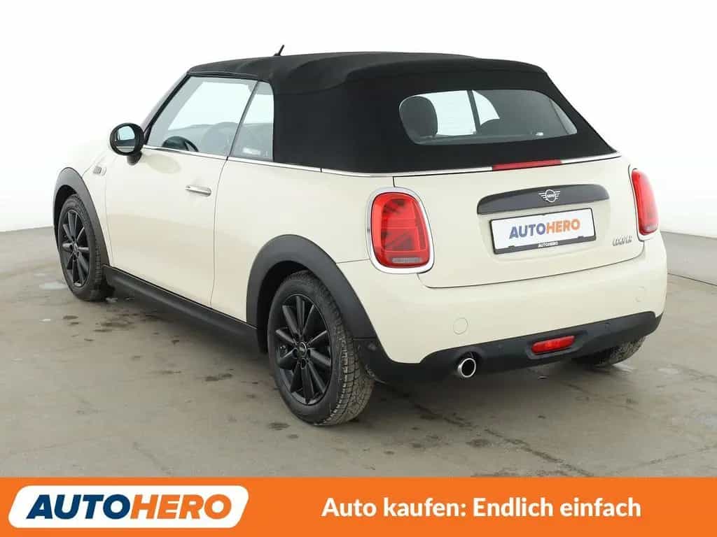 MINI Cooper Cabrio Cabrio Cooper Aut.*NAVI*LED*SHZ*PDC*TEMPO*KLIMA 10/2018-photo-3
