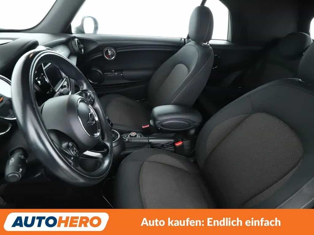MINI Cooper Cabrio Cabrio Cooper Aut.*NAVI*LED*SHZ*PDC*TEMPO*KLIMA 10/2018-photo-9