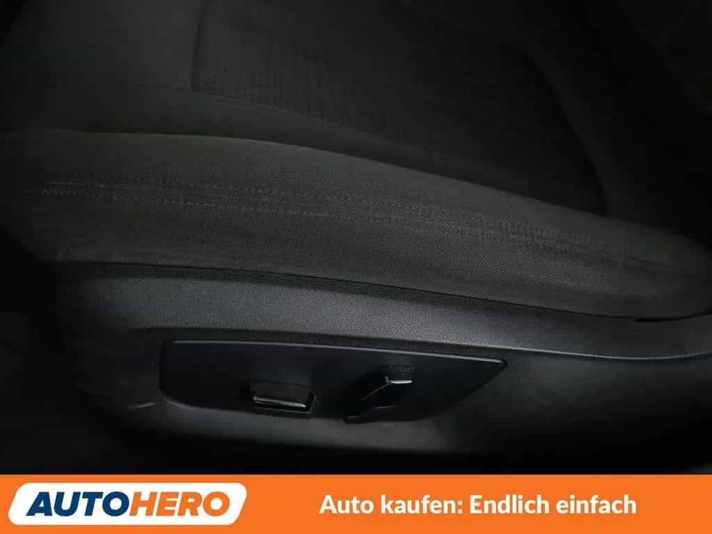 BMW 5 Series 520d Mild-Hybrid Aut.*NAVI*LED*PDC*TEMPO*SHZ*ALU 12/2019-photo-30