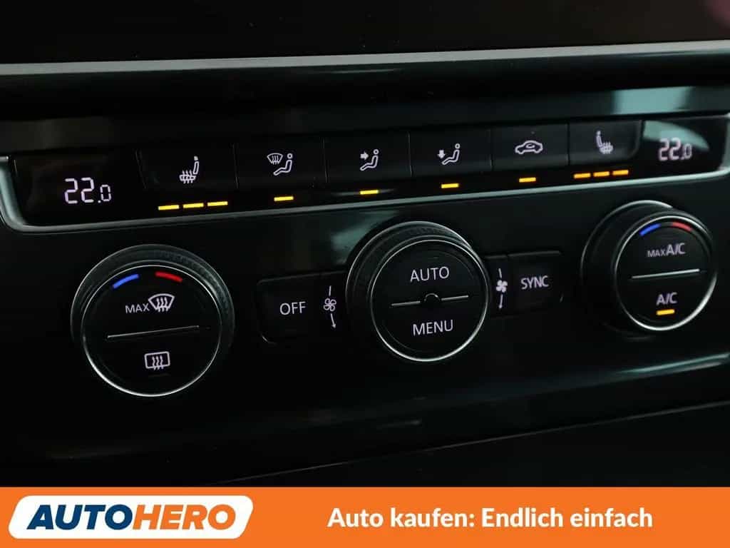 Volkswagen Golf VII 1.4 TSI Comfortline BM*NAVI*ACC*CAM*PDC 08/2017-photo-22