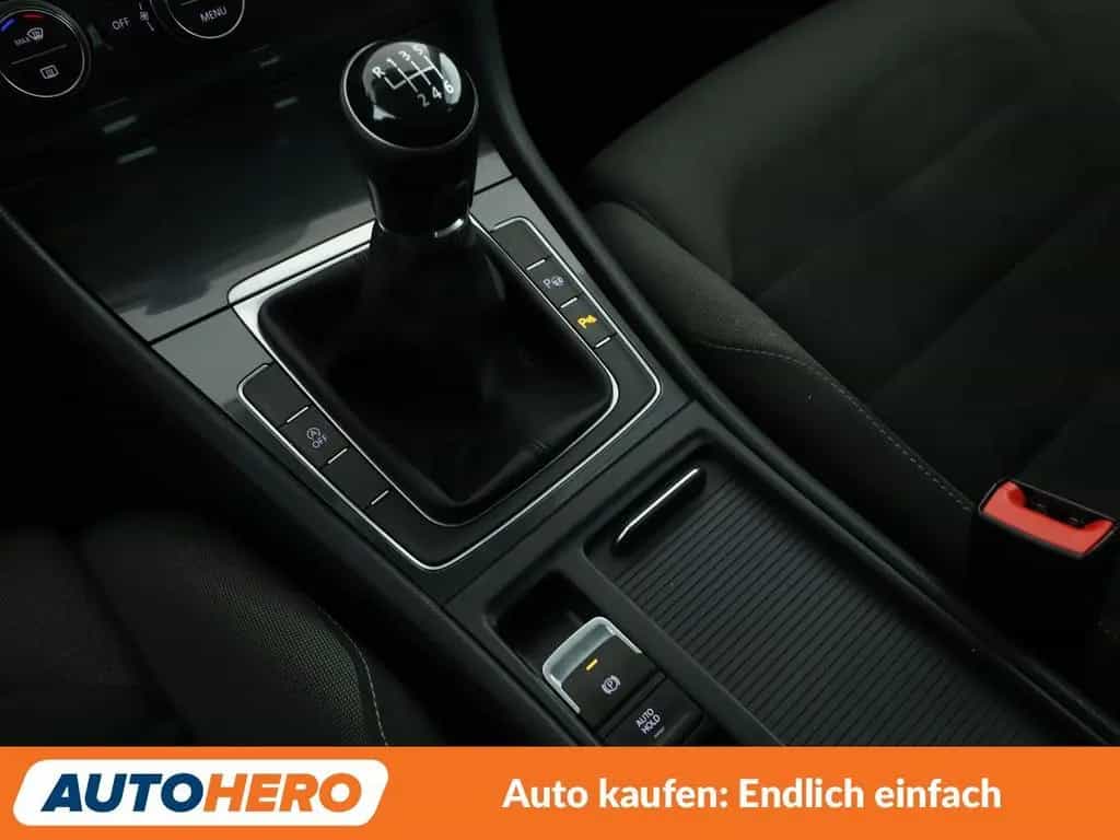 Volkswagen Golf VII 1.4 TSI Comfortline BM*NAVI*ACC*CAM*PDC 08/2017-photo-23
