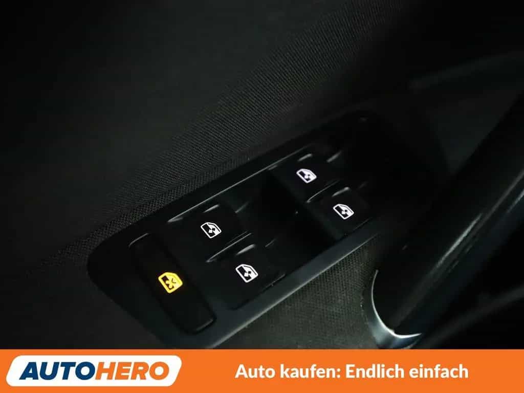 Volkswagen Golf VII 1.4 TSI Comfortline BM*NAVI*ACC*CAM*PDC 08/2017-photo-24