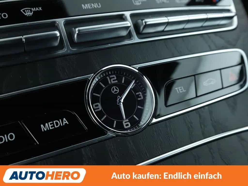 Mercedes-Benz E 200 E-Klasse E 200 AMG Line Aut.*NAVI*LED*TEMPO*CAM* 07/2018-photo-28