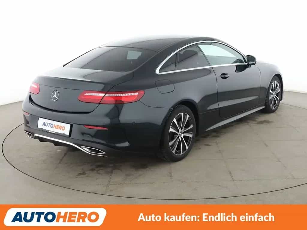 Mercedes-Benz E 200 E-Klasse E 200 AMG Line Aut.*NAVI*LED*TEMPO*CAM* 07/2018-photo-5