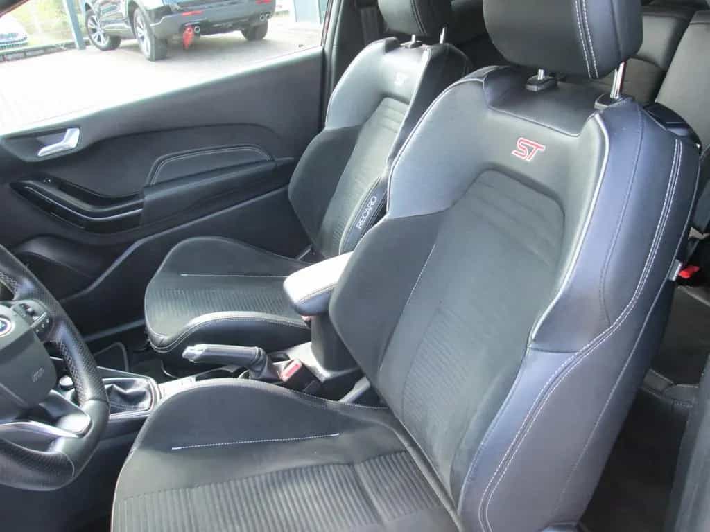 Ford Fiesta ST 08/2019-photo-12