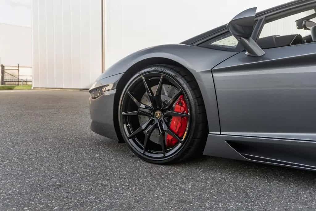 Lamborghini Aventador LP700-4 Roadster - Grigio Estoque - Ca 02/2015-photo-34