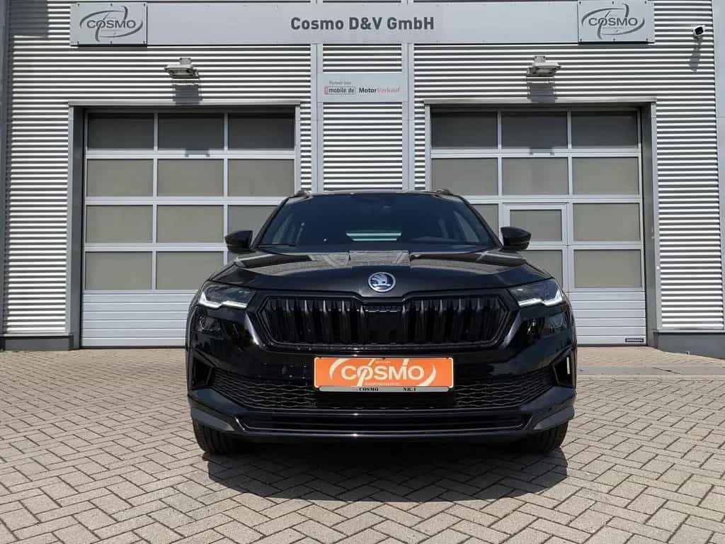 Skoda Karoq 1.5TSI Sportline el.Klappe+ACC+Matrix+RFC 05/2025-photo-1