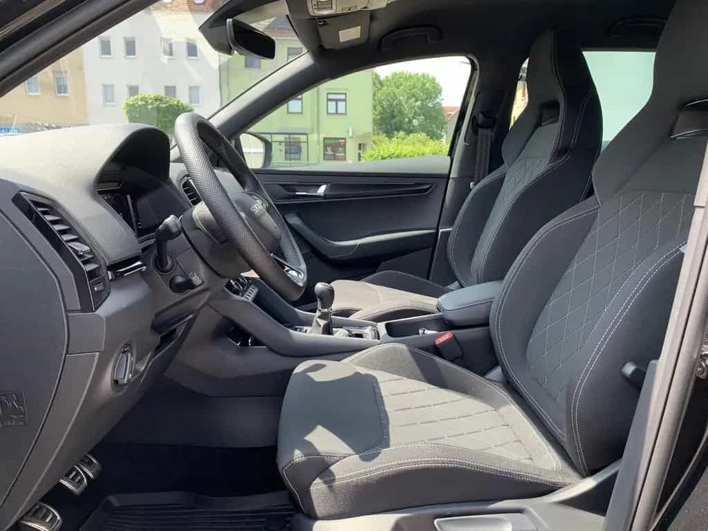 Skoda Karoq 1.5TSI Sportline el.Klappe+ACC+Matrix+RFC 05/2025-photo-8
