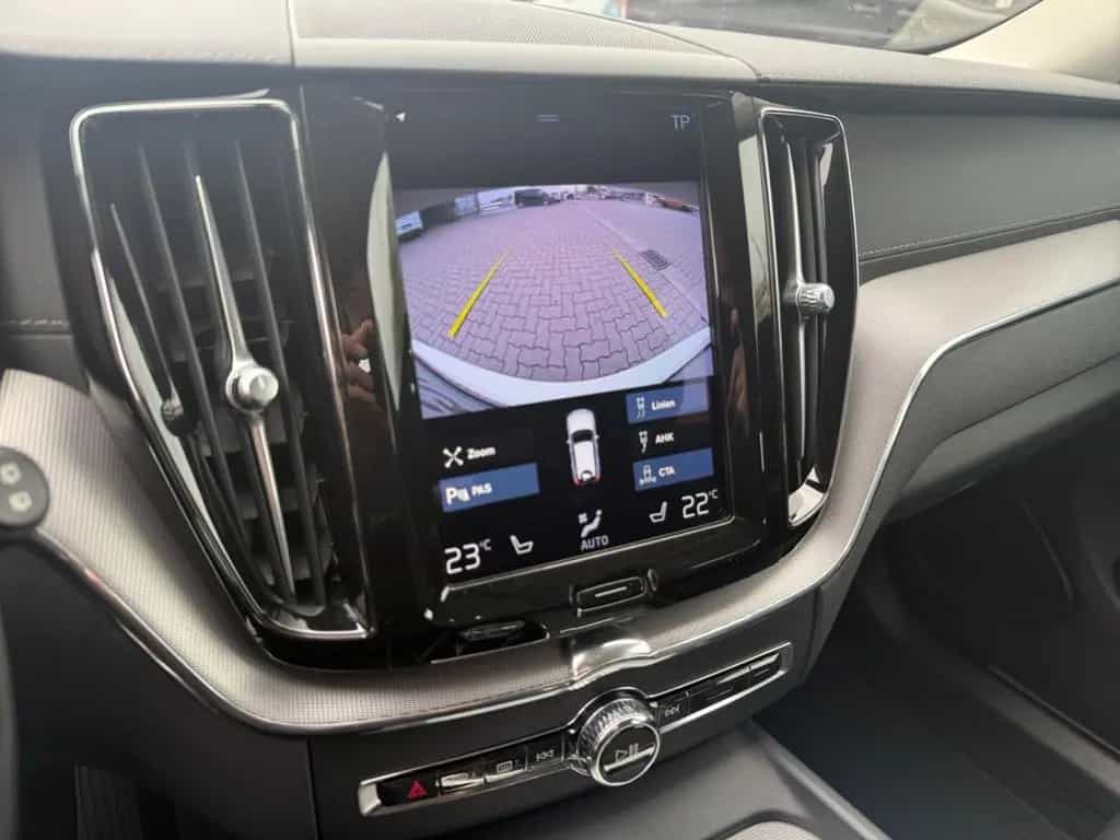 Volvo XC60 Inscription AWD HUD AHK-klappbar 03/2021-photo-10