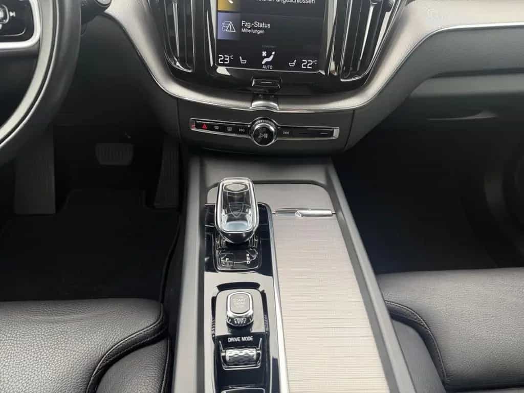 Volvo XC60 Inscription AWD HUD AHK-klappbar 03/2021-photo-13