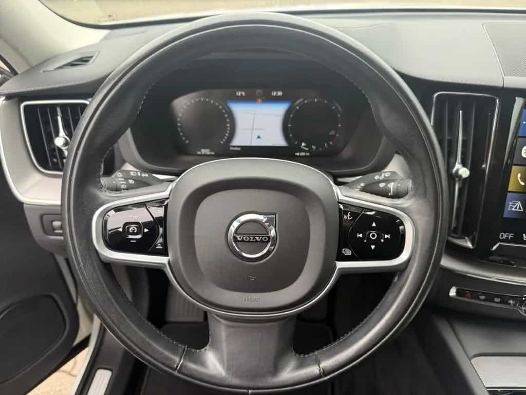 Volvo XC60 Inscription AWD HUD AHK-klappbar 03/2021-photo-8