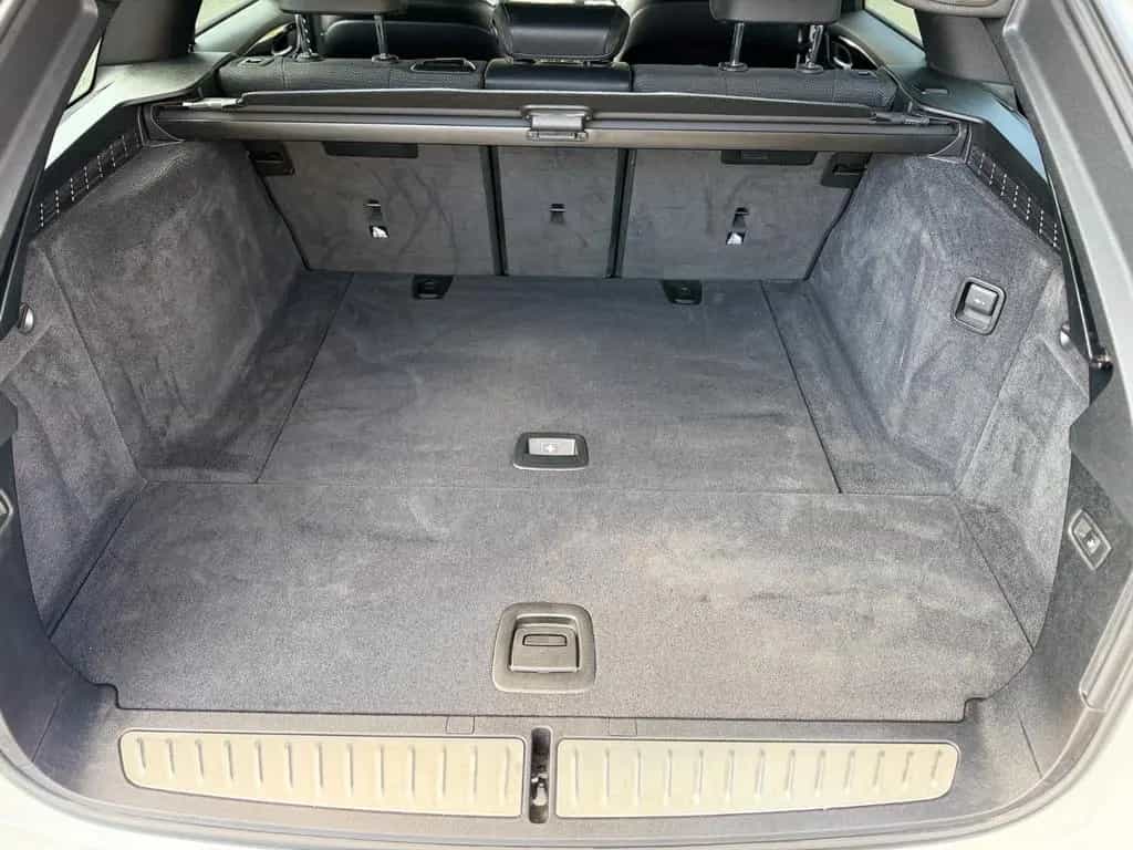 BMW Touring 520 d Sport Line PANO SHZ NAVI Garantie 05/2019-photo-37