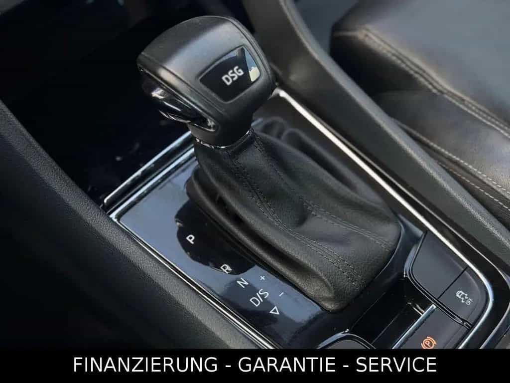 Skoda Karoq AMBITION 1,5TSI DSG/ACC/KAM/AHK/LEDER/NAV 06/2018-photo-25