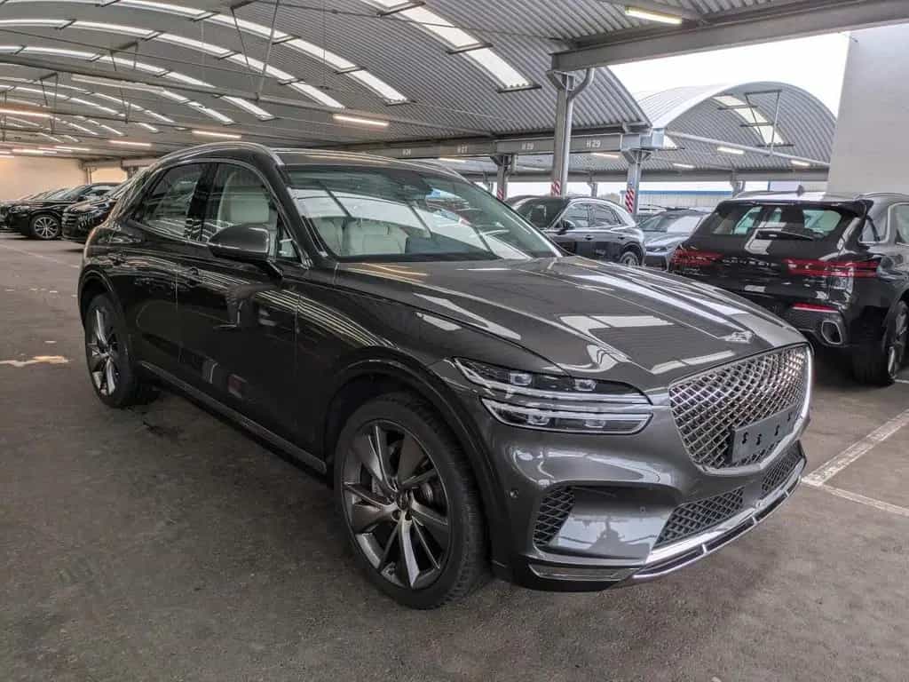 Genesis GV70 Luxury 4WD|21"|Panorama| 11/2024-photo-1