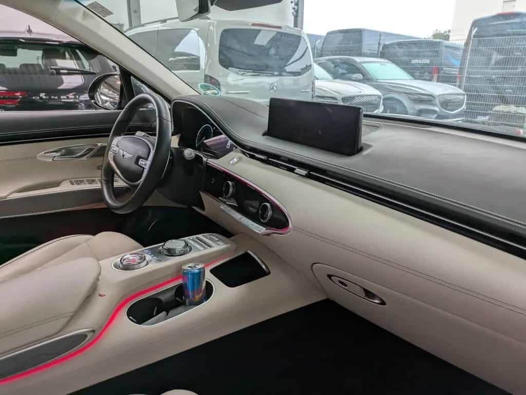Genesis GV70 Luxury 4WD|21"|Panorama| 11/2024-photo-2