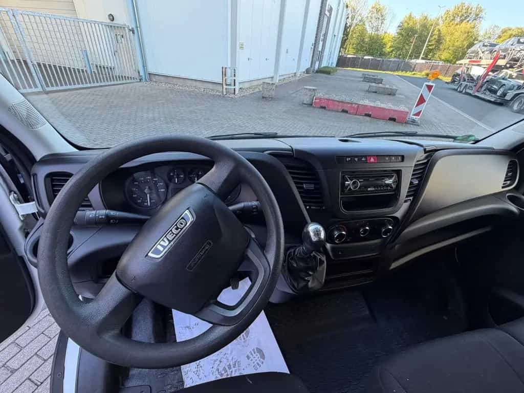 Iveco Daily Kasten HKa 35 S/L2/H2/116.000km/AHK3500KG 01/2016-photo-12