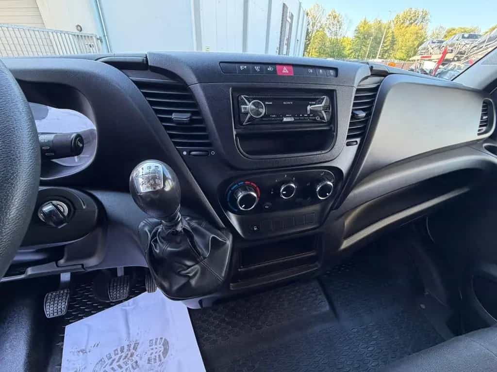 Iveco Daily Kasten HKa 35 S/L2/H2/116.000km/AHK3500KG 01/2016-photo-13