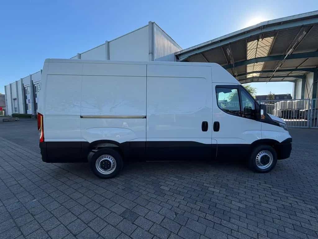 Iveco Daily Kasten HKa 35 S/L2/H2/116.000km/AHK3500KG 01/2016-photo-5