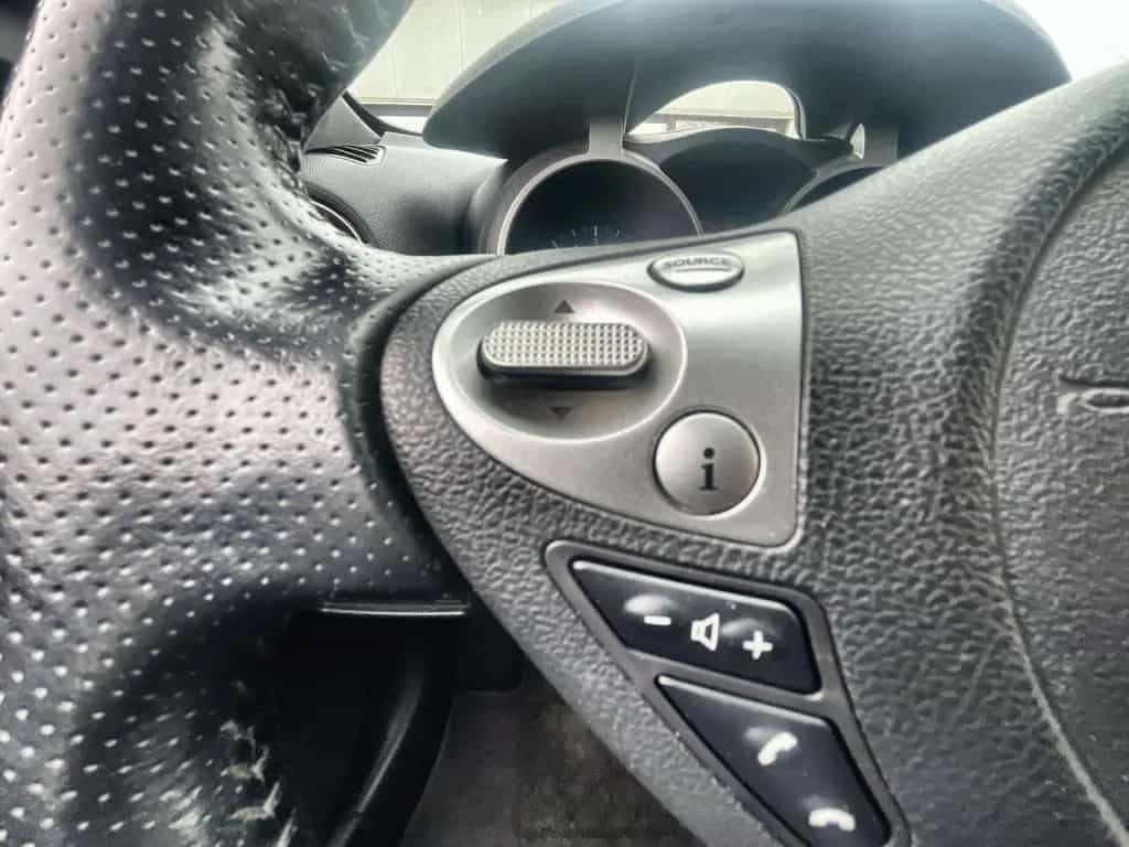 Nissan Juke 1.5 dCi Acenta 4x2*Navi*Kamera*Allwetterrei 04/2015-photo-25