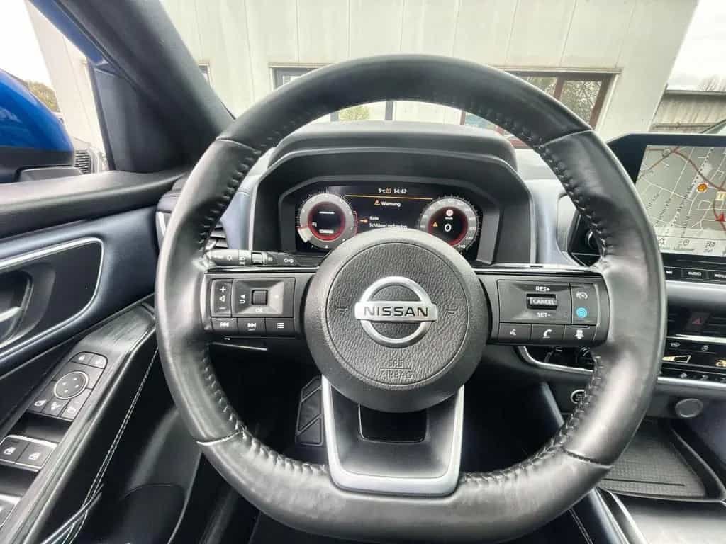 Nissan Qashqai 1.3 DIG-T Tekna*Navi*HeadUp*Panoramadach 08/2022-photo-24