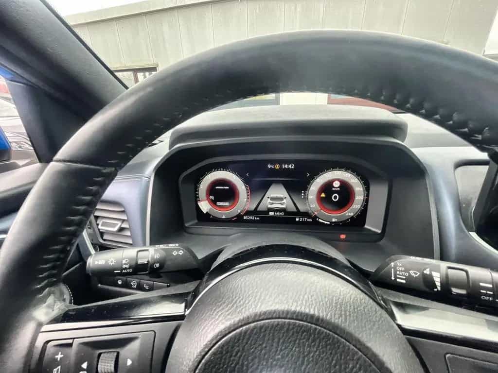Nissan Qashqai 1.3 DIG-T Tekna*Navi*HeadUp*Panoramadach 08/2022-photo-27