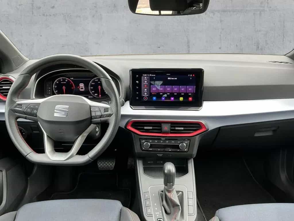 Seat Ibiza 1.0 TSI FR DSG LED+NAV+APP+SHZ+RFK+GRA+17" 01/2023-photo-8