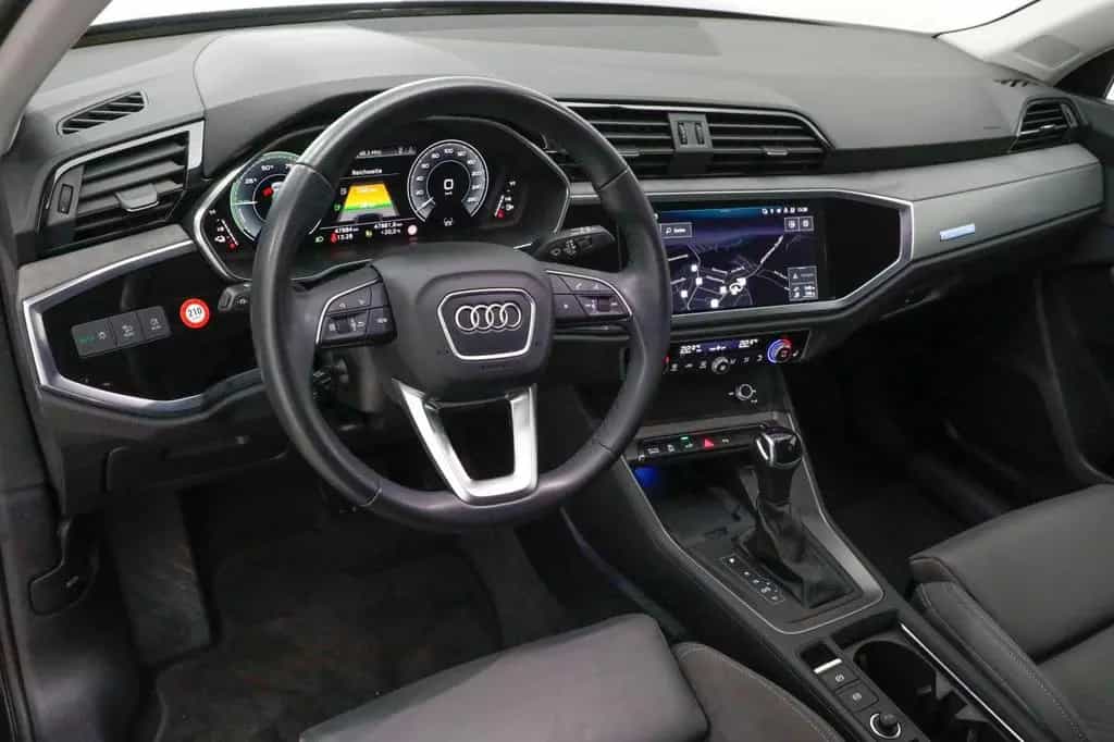 Audi Q3 45 eTFSI S tronic Kam. SHZ PDC Virtual 11/2022-photo-15