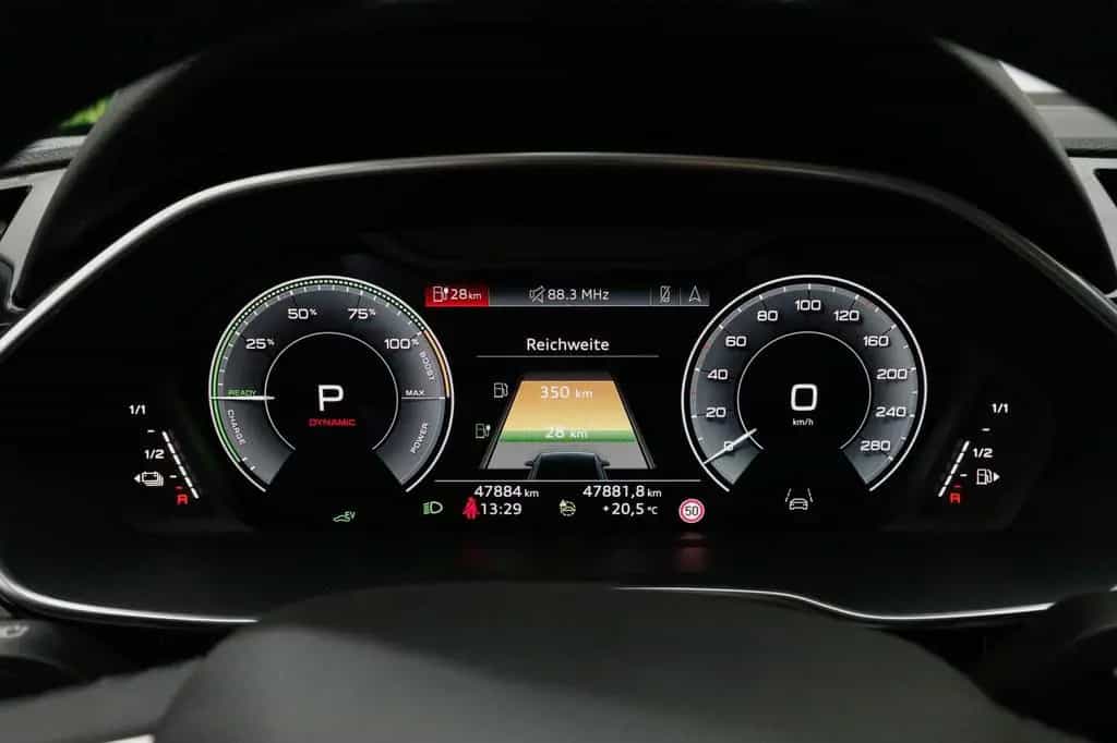 Audi Q3 45 eTFSI S tronic Kam. SHZ PDC Virtual 11/2022-photo-20