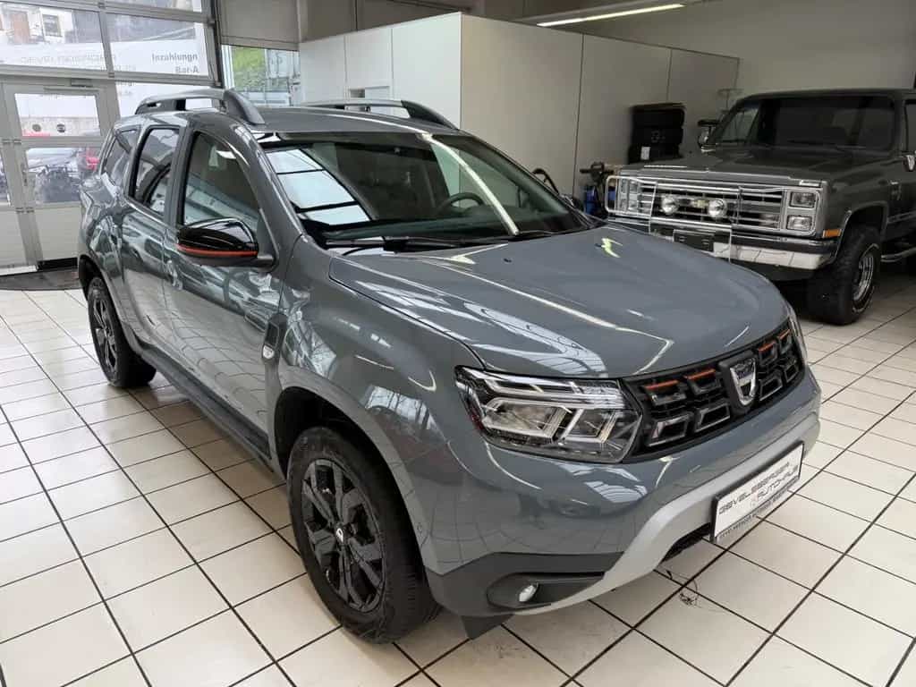 Dacia Duster II Extreme Scheckheft Navi 360 Kamera Kli 11/2022-photo-2