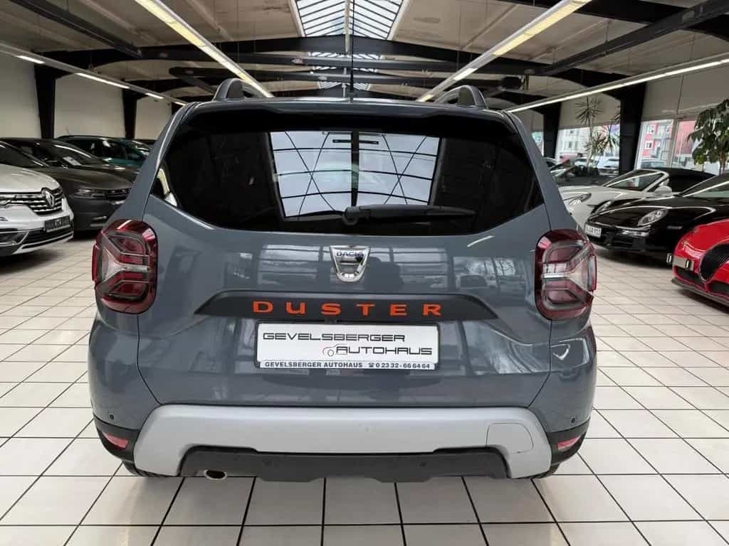 Dacia Duster II Extreme Scheckheft Navi 360 Kamera Kli 11/2022-photo-6