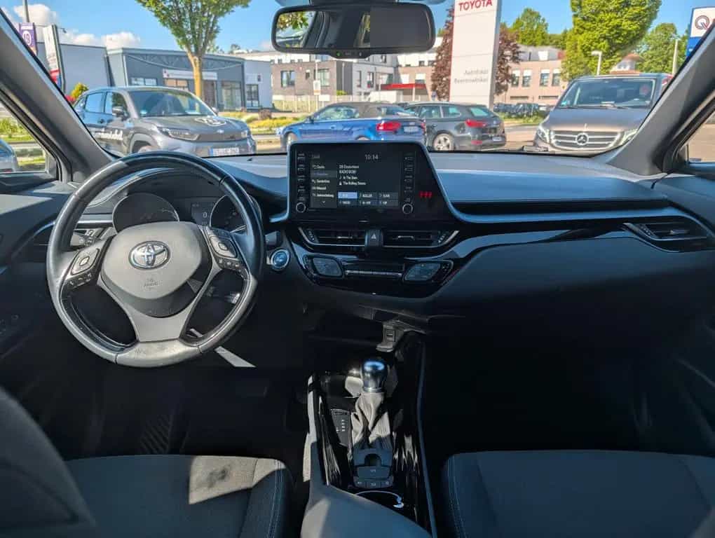 Toyota C-HR 2.0-l-VVTi Hybrid Team Deutschland *AHK* 01/2022-photo-16