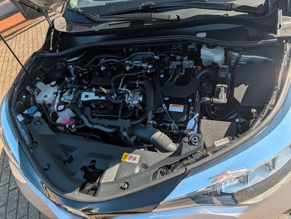 Toyota C-HR 2.0-l-VVTi Hybrid Team Deutschland *AHK* 01/2022-photo-8