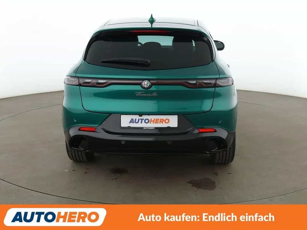 Alfa Romeo Tonale 1.5 VGT Edizione Speciale Aut.*NAVI*CAM* 06/2024-photo-4