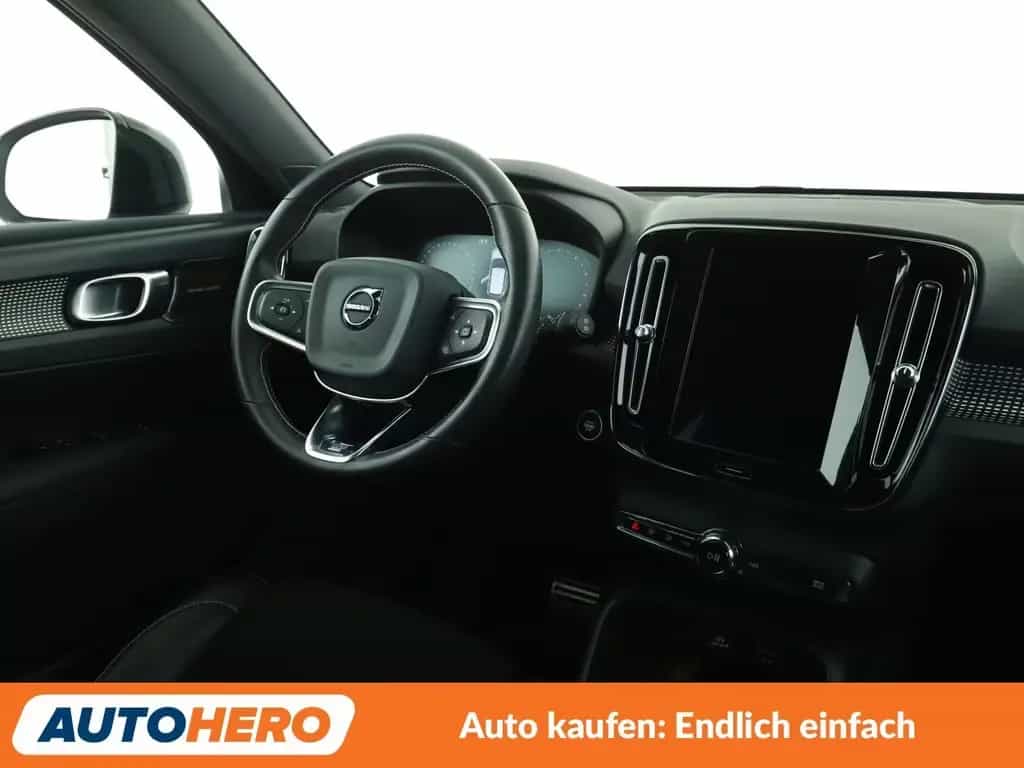 Volvo XC40 2.0 T4 R-Design AWD Aut.*NAVI*LED*TEMPO*CAM 02/2019-photo-12