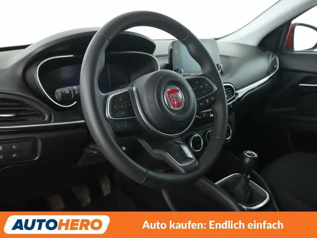 Fiat Tipo 1.6 M-Jet Red *NAVI*CAM*TEMPO*ALU*KLIMA* 06/2022-photo-10