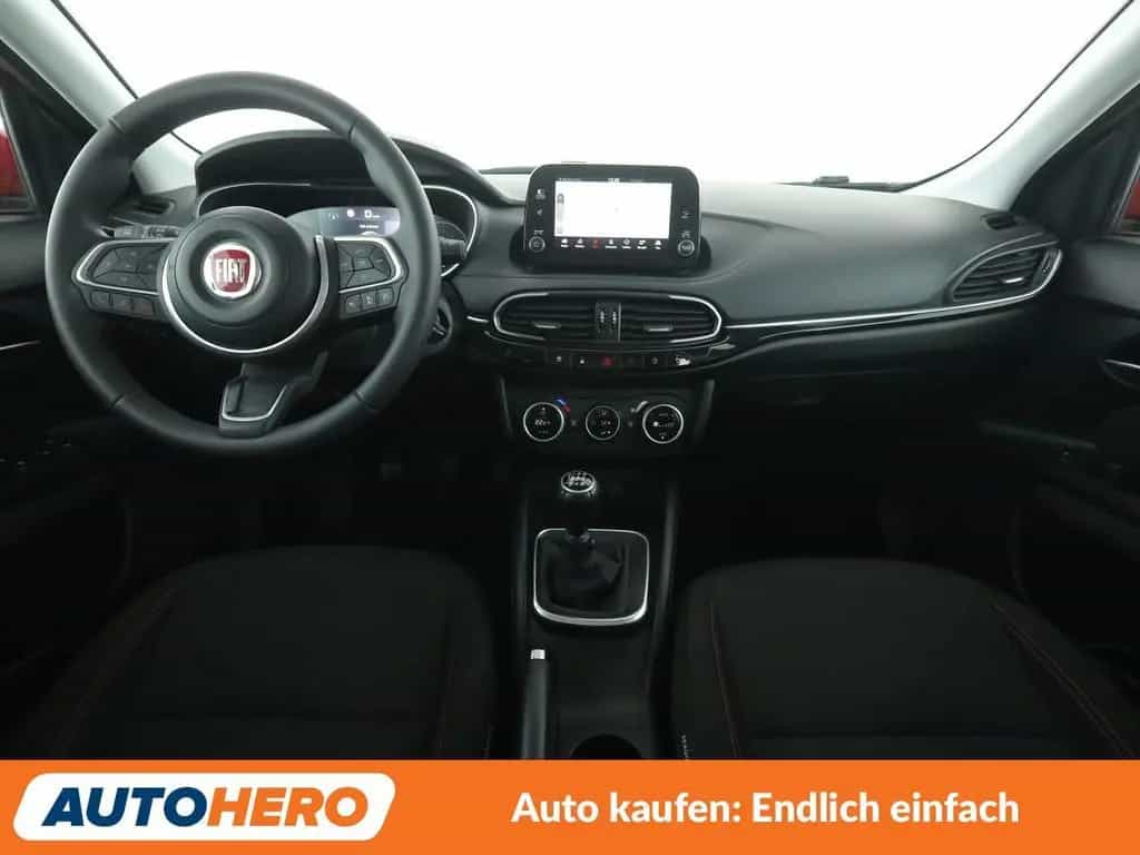 Fiat Tipo 1.6 M-Jet Red *NAVI*CAM*TEMPO*ALU*KLIMA* 06/2022-photo-11