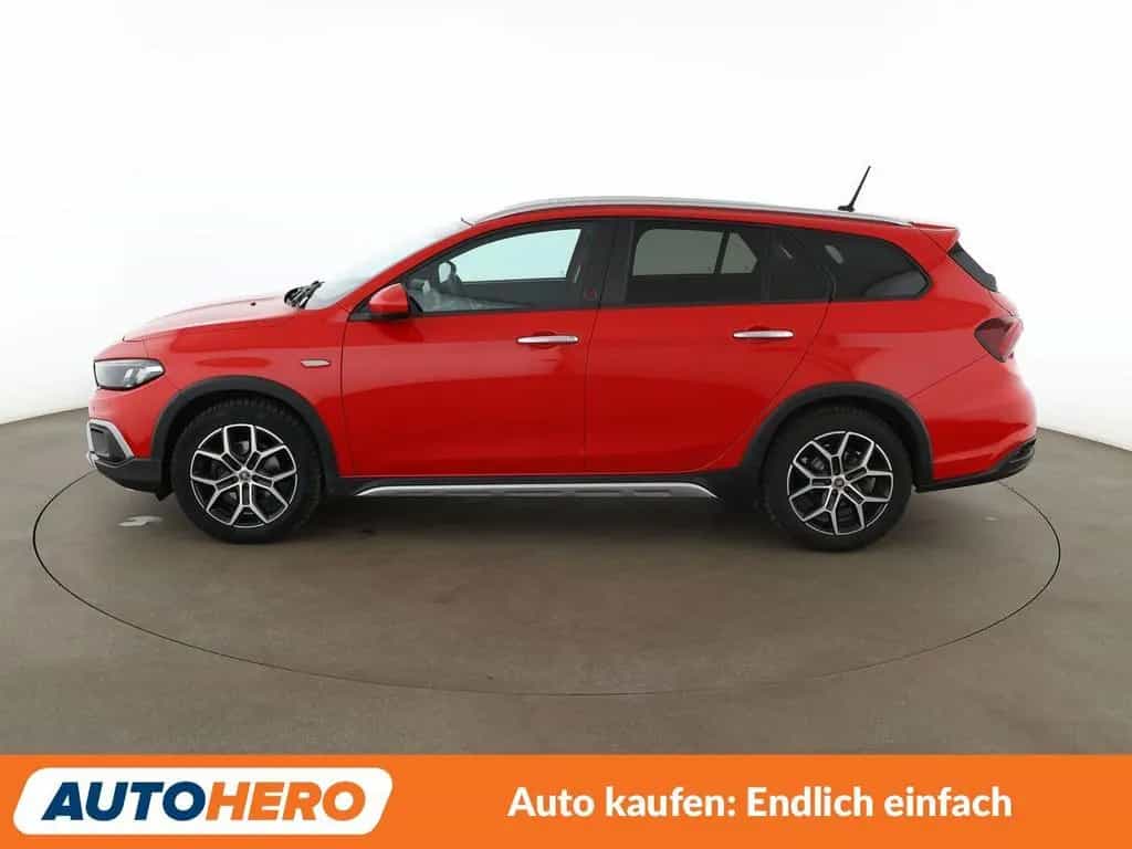 Fiat Tipo 1.6 M-Jet Red *NAVI*CAM*TEMPO*ALU*KLIMA* 06/2022-photo-2