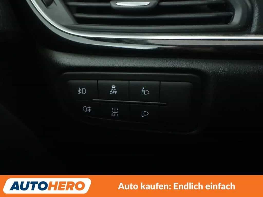 Fiat Tipo 1.6 M-Jet Red *NAVI*CAM*TEMPO*ALU*KLIMA* 06/2022-photo-28