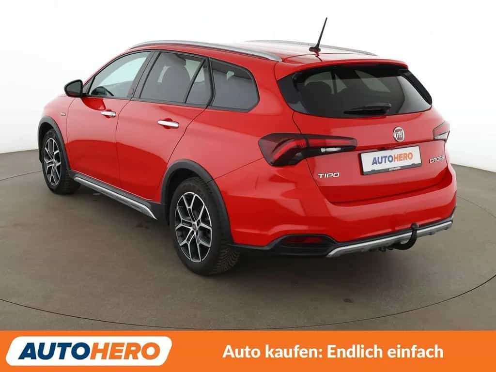 Fiat Tipo 1.6 M-Jet Red *NAVI*CAM*TEMPO*ALU*KLIMA* 06/2022-photo-3