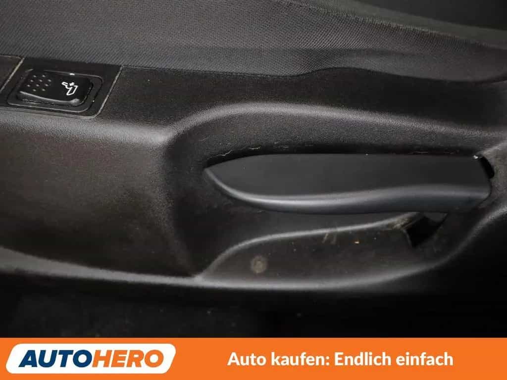 Fiat Tipo 1.6 M-Jet Red *NAVI*CAM*TEMPO*ALU*KLIMA* 06/2022-photo-30