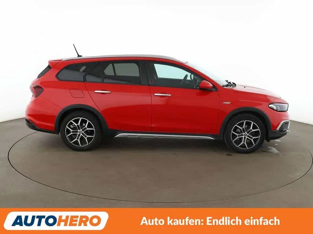 Fiat Tipo 1.6 M-Jet Red *NAVI*CAM*TEMPO*ALU*KLIMA* 06/2022-photo-6