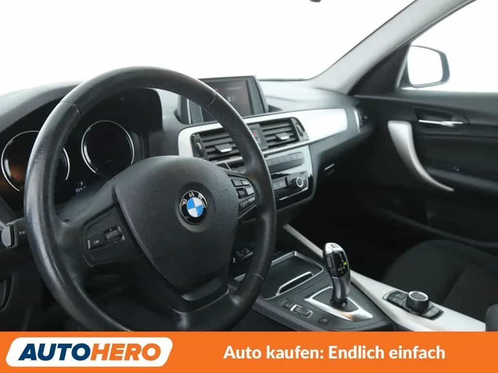 BMW 1 Series 118i Aut.*PDC*SHZ*LIMITER*KLIMA*GARANTIE* 07/2018-photo-10