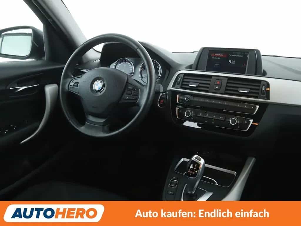 BMW 1 Series 118i Aut.*PDC*SHZ*LIMITER*KLIMA*GARANTIE* 07/2018-photo-12