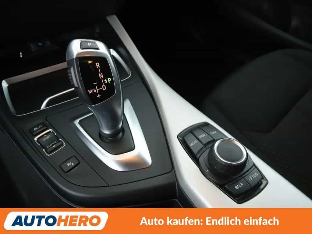 BMW 1 Series 118i Aut.*PDC*SHZ*LIMITER*KLIMA*GARANTIE* 07/2018-photo-22