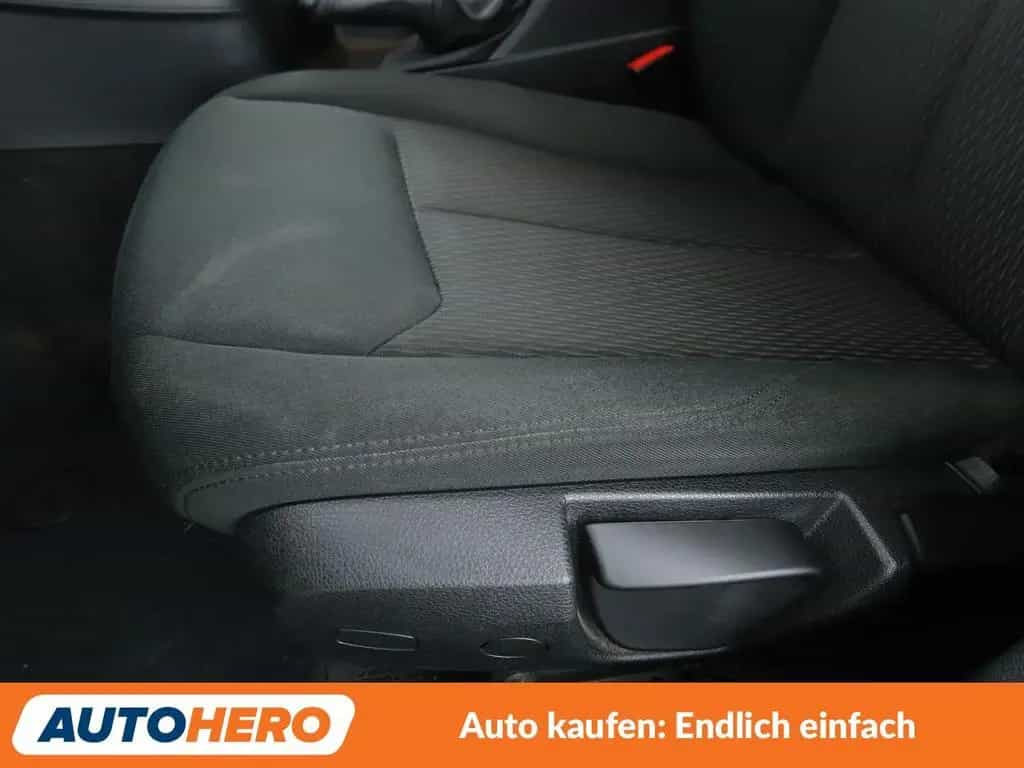 BMW 1 Series 118i Aut.*PDC*SHZ*LIMITER*KLIMA*GARANTIE* 07/2018-photo-24